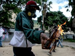 “Hoy Venezuela está sufriendo la barbarie, la violencia, la muerte y la sangre que provoca Maduro”, dice Fox. EFE / M. Gutierrez