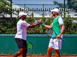 ''Santi'' y Young pudieron asentarse mejor en la cancha, y con un tiebreak a favor, lograron alargar el encuentro al tercer set. TWITTER / @AbiertoTelcel