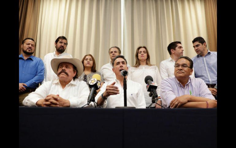 Guillermo Anaya (c) convocó a la resistencia civil a través de una marcha para este martes a las 6 de la tarde. SUN / I. Stephens