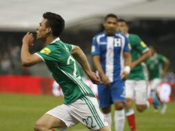 El 'Chuky' anotó anoche uno de los goles con que México venció 3-0 a Honduras. AP / E. Verdugo