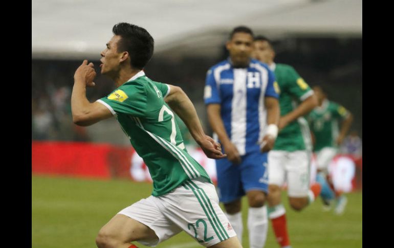 El 'Chuky' anotó anoche uno de los goles con que México venció 3-0 a Honduras. AP / E. Verdugo