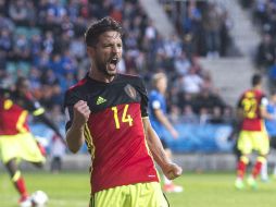 Dries Mertens celebra el primer tanto de los Diablos Rojos. AP / M. Mumm