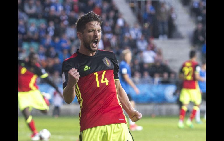 Dries Mertens celebra el primer tanto de los Diablos Rojos. AP / M. Mumm