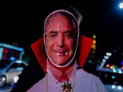 Un manifestante caracterizado como Michel Temer se manifiesta en Sao Paulo. EFE / F. Bizerra