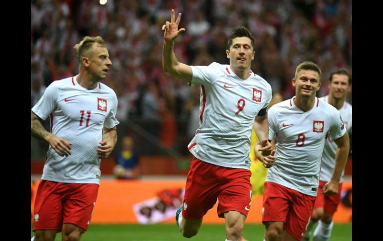 Lewandowski suma once goles en el trayecto eliminatorio a Rusia. EFE / B. Zborowski