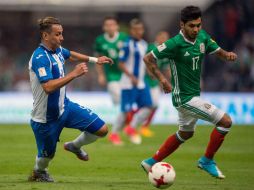 Corona participó en el partido de jueves pasado entre México y Honduras. MEXSPORT / ARCHIVO