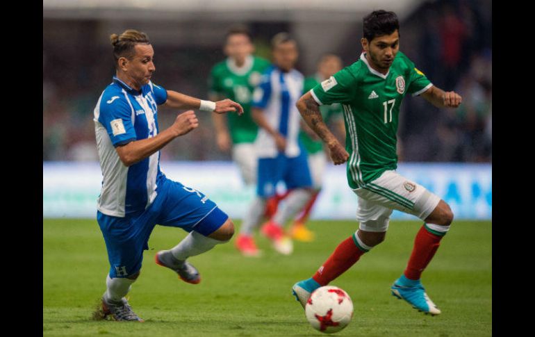 Corona participó en el partido de jueves pasado entre México y Honduras. MEXSPORT / ARCHIVO