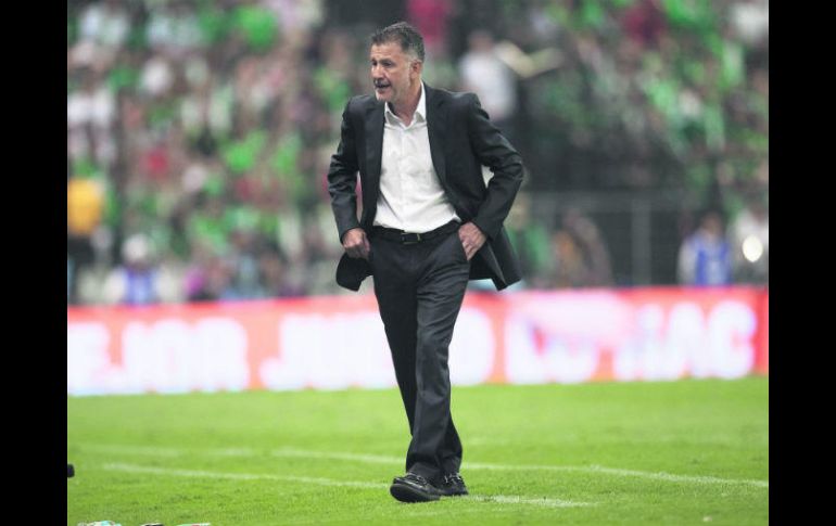 Juan Carlos Osorio señaló que el equipo dirigido por Bruce Arena fue a la cancha del Estadio Azteca a jugar al error de sus pupilos. MEXSPORT /