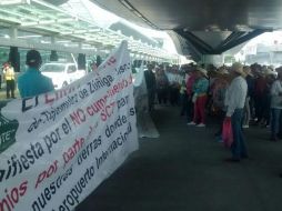 Ejidatarios exigen el pago de los terrenos del ejido sobre los que se construyó la terminal aérea. EL INFORMADOR / S. Blanco