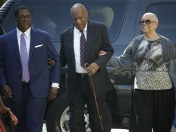 La esposa de Cosby desde hace 53 años, Camille, estuvo por primera vez presente en el juicio. AP / M. Rourke