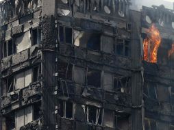 Continúan las tareas de búsqueda y rescate en el edificio, pues se cree que podría haber personas atrapadas. AFP / A. Dennis