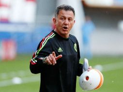 'Intentaremos hacer coberturas dobles por las bandas', revela Osorio. EFE / S. Dolzhenko