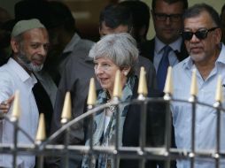 May lamenta el ataque de esta madrugada en una mezquita; éste se suma a los dos atentados en menos de un mes. AFP / D. Leal-Olivas