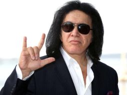 El fundador de Kiss asegura que la inspiración para crear la seña viene de los cómics. EFE /