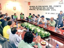 El edil de la capital de Chiapas señaló que la lluvia que se prolongó por 50 minutos, alcanzó los 84 milímetros. TWITTER / @pcivilchiapas