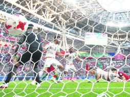 El equipo dirigido por Juan Carlos Osorio es líder en disparos a gol y posesión del balón. Aquí, el gol de Héctor Moreno a Portugal. AP /