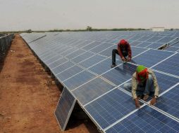 Parques solares en Chihuahua, sonora, Aguscalientes y Coahuila proveerán de electricidad a más de 25 mil hogares. AFP / ARCHIVO