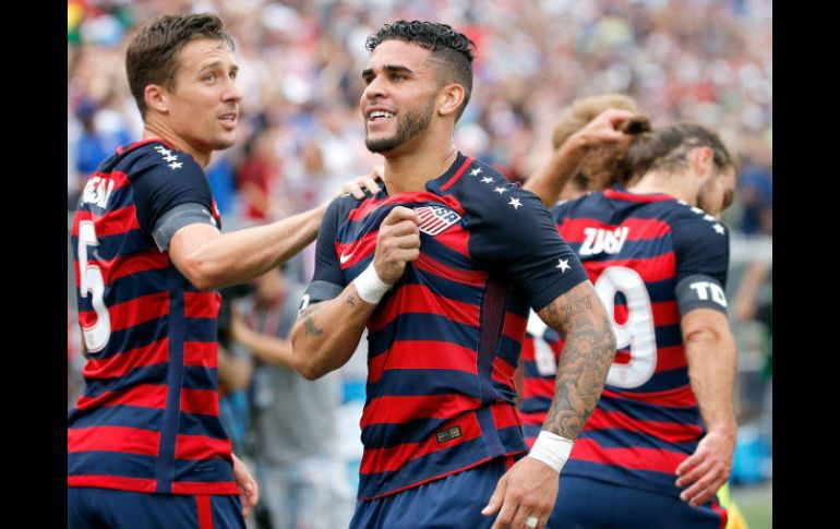 Dom Dwyer (C) celebra el primer tanto de Estados Unidos. AFP / J. Rogash