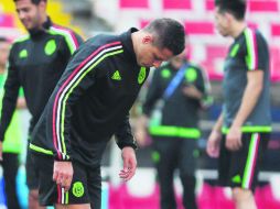 Javier Hernández se entrenó ayer con los tricolores, que hoy buscarán terminar la Copa Confederaciones en el tercer lugar. EFE /