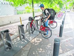 Los repartidores que usan MiBici pueden ser sancionados con el retiro de la llave. EL INFORMADOR / F. Atilano