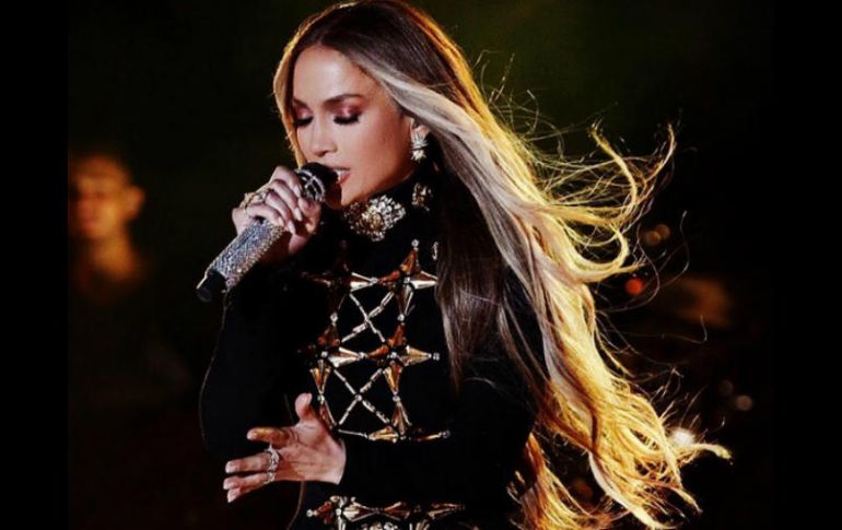 'Ni tú ni yo' es la primera colaboración musical de JLo y el dúo cubano Gente de Zona. INSTAGRAM / jlo