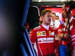 El piloto de Ferrari contribuirá con 'acciones educativas' en diversos campeonatos de automovilismo. TWITTER / @ScuderiaFerrari