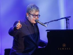 El vuelo de Elton no logró los permisos necesarios para aterrizar en la ciudad de Hamburgo. AP / ARCHIVO