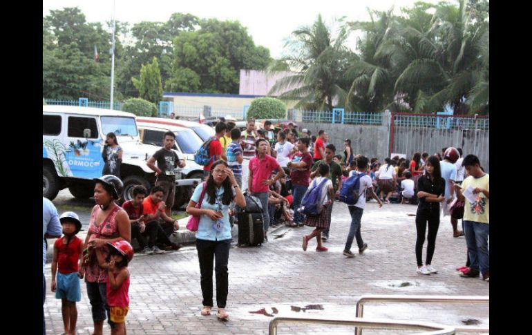 El temblor se desató poco después de las 16:00 horas locales a una profundidad de seis kilómetros en la isla de Leyte. EFE / R. Dejon