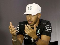 Hamilton dio por terminado el incidente, a pesar de sus objeciones. AP / R. Zak