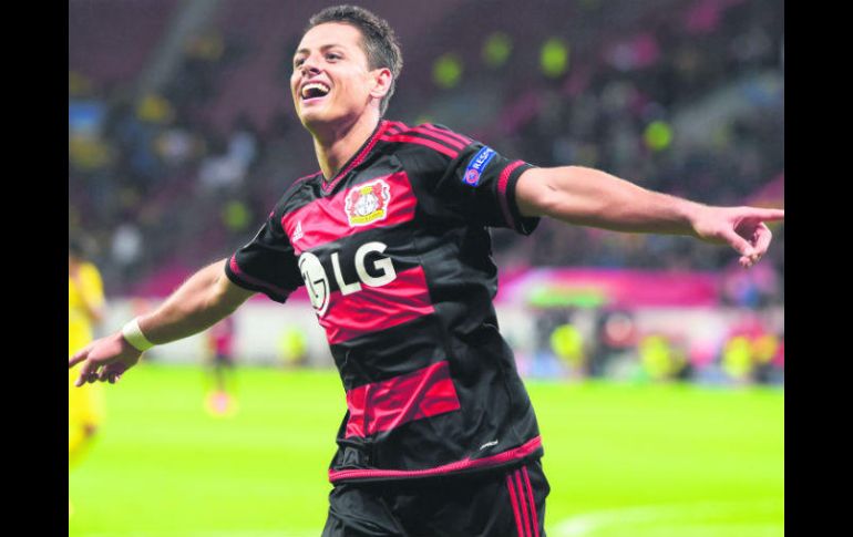 Javier Hernández se encuentra entre los jugadores que podrían salir del Leverkusen. EFE / ARCHIVO