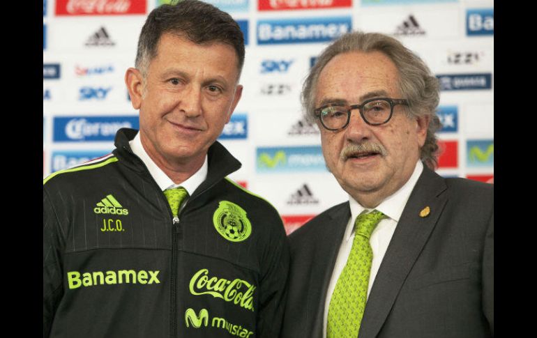 De María (D) descarta estar sorprendido o molesto por el sistema de rotaciones de Osorio (I). MEXSPORT / ARCHIVO