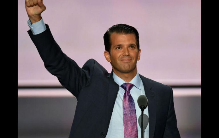 Trump Jr sostuvo que su padre ‘no supo nada del encuentro o de estos eventos y no hubo contactos adicionales con la mujer’. AFP / ARCHIVO