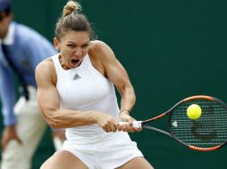 Si gana un partido más en el torneo, Halep arrebatará el número uno mundial del ranking de la WTA. EFE / N. Bothma