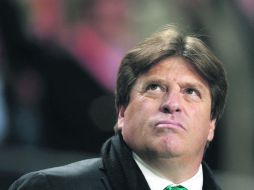 El objetivo está arriba. La meta de  Miguel Herrera no está a discusión: debe llevar al América al campeonato. AP /