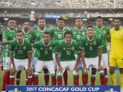 Líder, con tres puntos y una diferencia de goles de +2, aseguraría los cuartos de final si es capaz de salir con victoria. TWITTER / @miseleccionmx