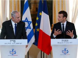 Macron y el primer ministro de Israel, Benjamin Netanyahu, asistieron a la conmemoración del Holocausto. AFP / S. Mahe