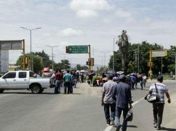 Los inconformes exigen una mesa de diálogo con el gobieron de Oaxaca para dar respuesta a sus demandas. SUN /