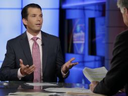 En aquella reunión, Trump Jr. pretendía obtener información con la cual dañar a la rival de su padre en los comicios presidenciales. AP / R. Drew