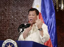 Duterte ordenó ayer que se no reanuden las conversaciones de paz hasta que los rebeldes dejen de atacar a las tropas. EFE / M. Cristino