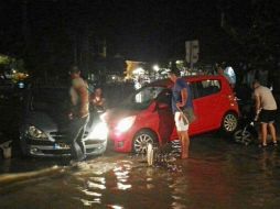 Zonas costeras terminaron inundadas a causa del sismo. AP / Kostoday.gr