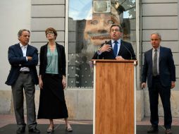 El gerente de la Fundación, Juan Manuel Sevillano, compareció hoy ante la prensa para mostrar su rechazo a la decisión. AFP / K. Gene