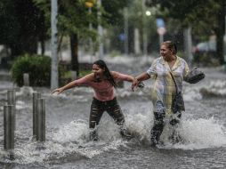 Autoridades reportaron inundaciones en las principales avenidas de la metrópoli. EL INFORMADOR / F. Atilano