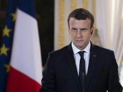 Analistas políticos consideraron que el dato marca el final del 'estado de gracia' que Macron vivía con la opinión pública. AP / ARCHIVO