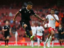 Joaquín Correa, del Sevilla, anotó el primer gol del partido al minuto 49. AFP / I. Kington