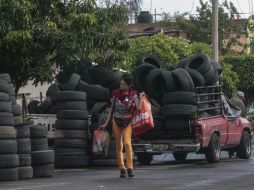 80% de las llantas de desecho van a cementeras, el resto queda en tiraderos (oficiales o clandestinos), calles y baldíos. EL INFORMADOR / F. Atilano