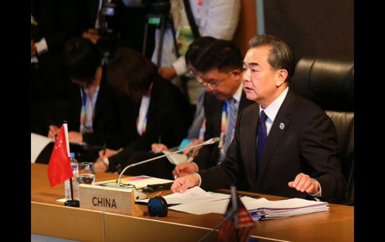 Wang Yi, ministro de China, pidió a Corea del Norte que no viole las resoluciones de la ONU. EFE / R. Umali