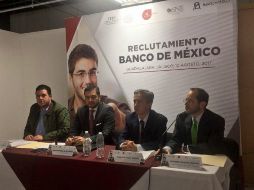 Imagen de la conferencia de prensa que ofrecieron autoridades de la STPS y Banxico este jueves. FACEBOOK / Secretaría del Trabajo Jalisco