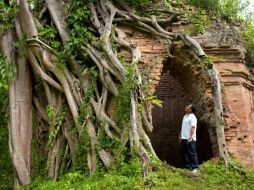 Oculto en la selva tropical, el sitio era hasta ahora mucho menos conocido que Angkor, la principal atracción turística del país. AFP / C. Sothy