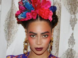 Beyoncé se ha declarado fan de Kahlo e incluso en 2014 se disfrazó de la pintora en Halloween. ESPECIAL / Google