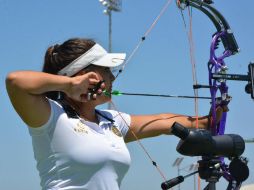 Fernanda fue medalla de oro en la Copa del Mundo Indoor de Tiro con Arco de Nimes 2017. TWITTER / @codejalisco